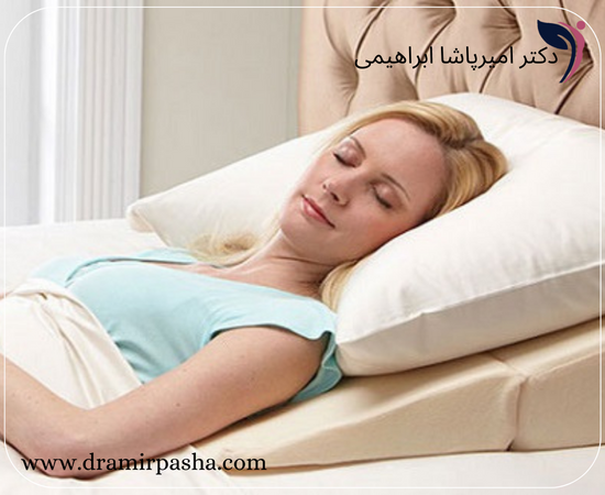 طرز خوابیدن بعد از عمل ماموپلاستی